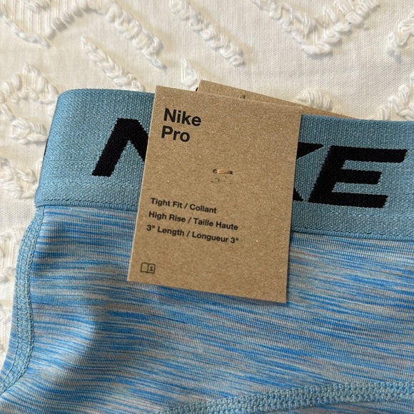 Nike Pro Women’s Training Tight Fit High Rise 3” Length Shorts NWT - Picture 3 of 7